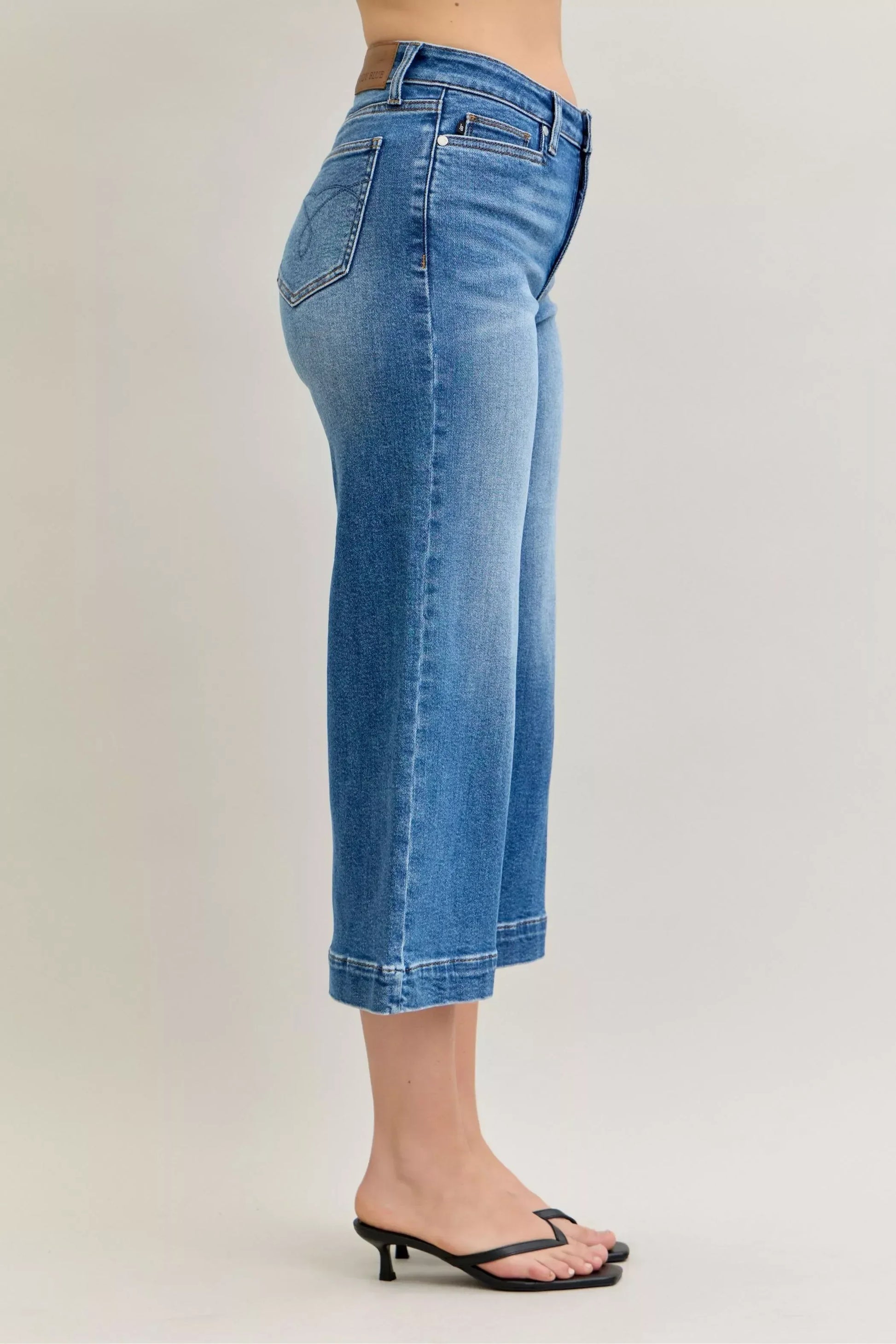Judy Blue Mid Rise Crop Wide Leg Jeans - DAVERRI FASHIONS
