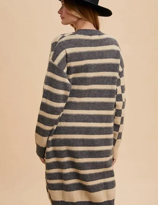 Oversized black and beige striped knit Annie Wear open front cardigan
