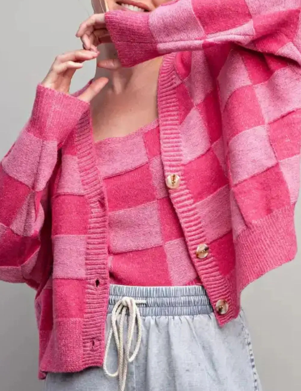 Checkered V-Neck Long Sleeve Cardigan | Cardigans Daverri Fashions