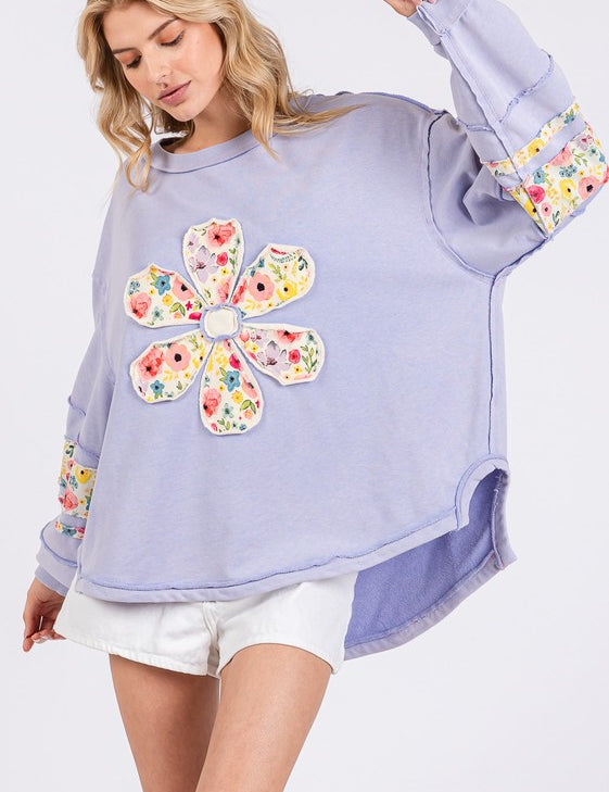 SAGE + FIG Daisy Patch Applique Long Sleeve Sweatshirt Lavender