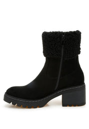 Woolly Faux Fur & Embroidery Detail Boots | Boots Daverri Fashions