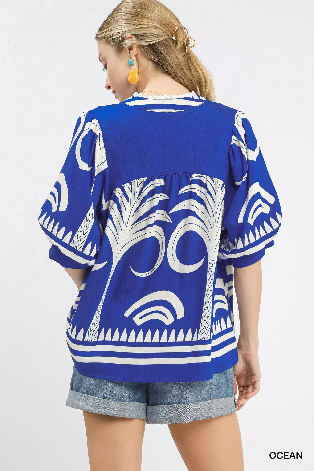 Umgee Folk Art Palm Print Puff Sleeve Blouse | Blouses Daverri Fashions