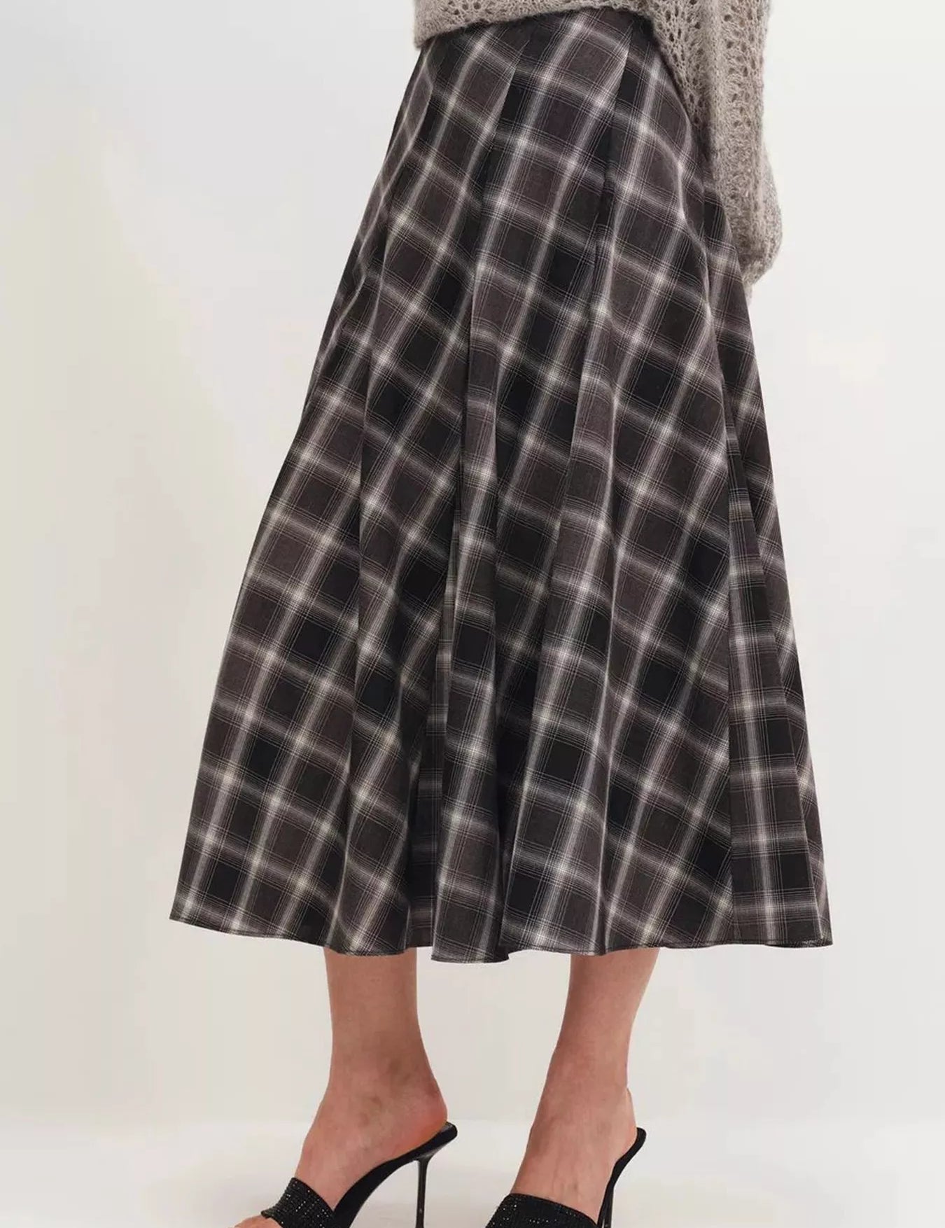 Black Plaid Midi Skirt | Skirts Daverri Fashions