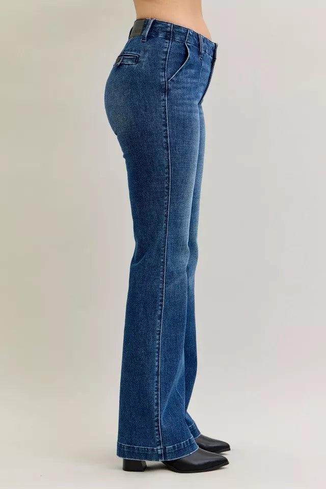 Judy Blue Full Size Mid Rise Bootcut Jeans with Welt Pockets Plus Size | Jeans Daverri Fashions