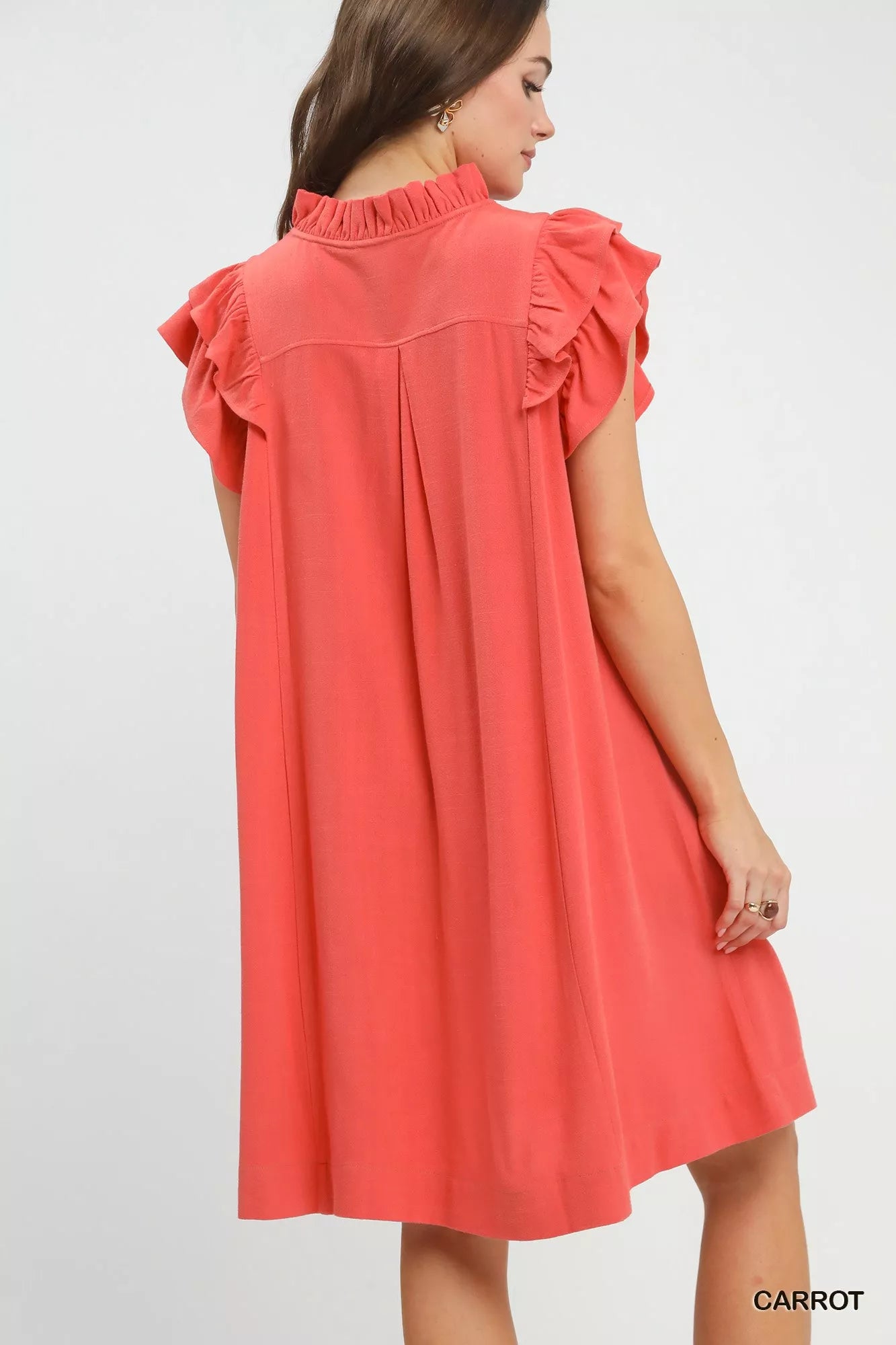 Umgee linen flutter sleeve shift dress with pockets in coral, ruffled sleeves