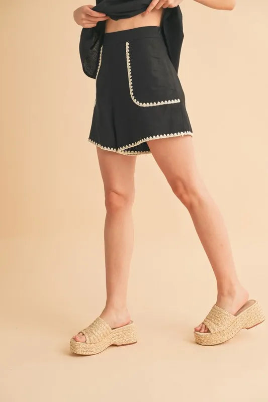 Aemi+Co Rickrack Trim Shorts