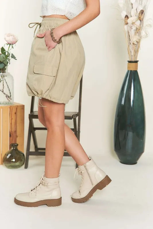 ADORA drawstring beige cargo shorts with elastic waistband and side pockets