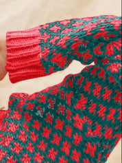 SO ME Color Block Textured Christmas Sweater V Neck Top | Sweaters Daverri Fashions