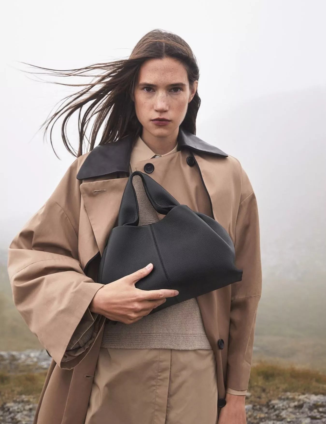 PU Leather Ruched Crossbody Handbag | Handbags Daverri Fashions