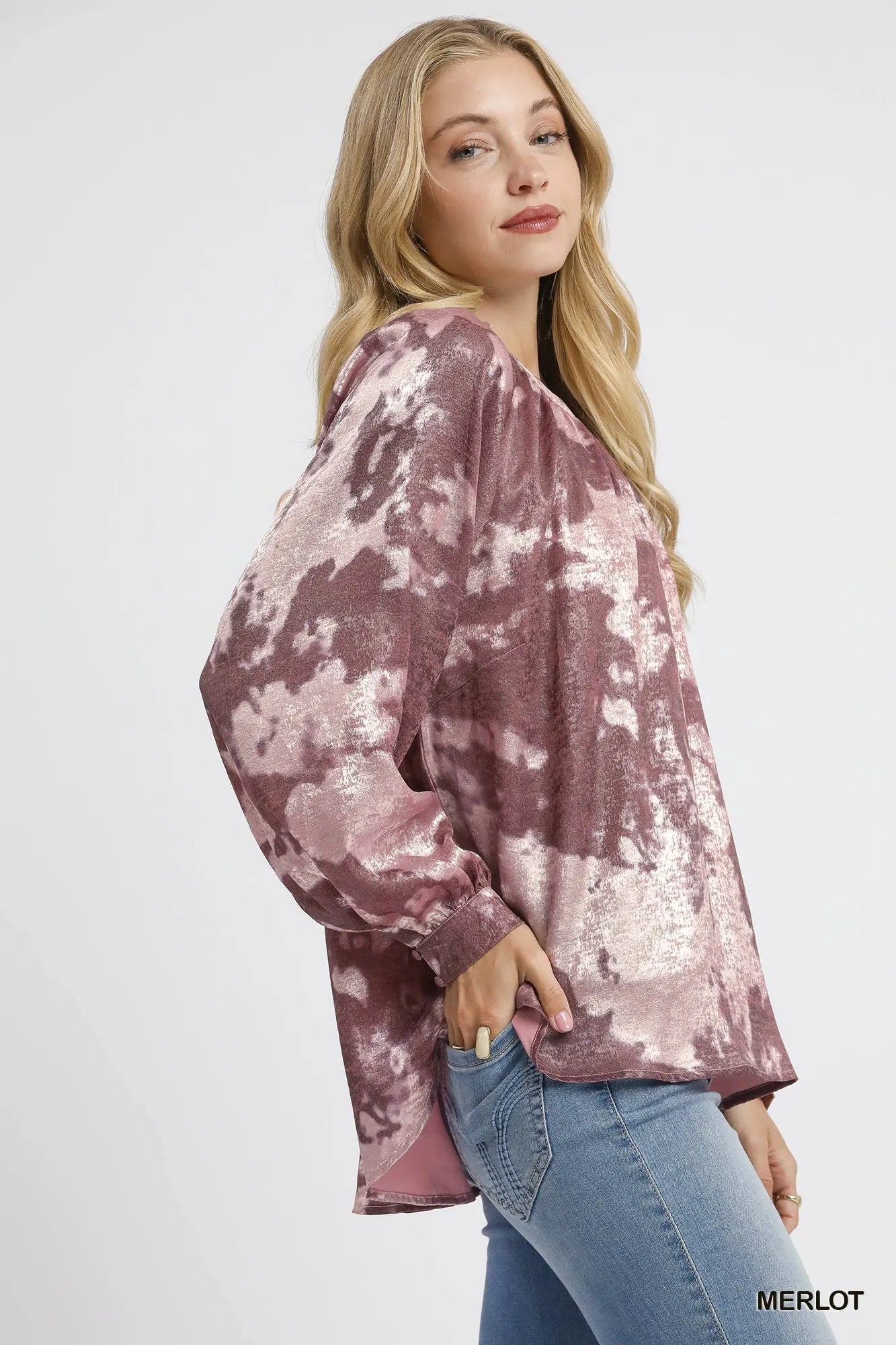 Umgee Metallic Fabric Blouse with Balloon Sleeves | Daverri Fashions