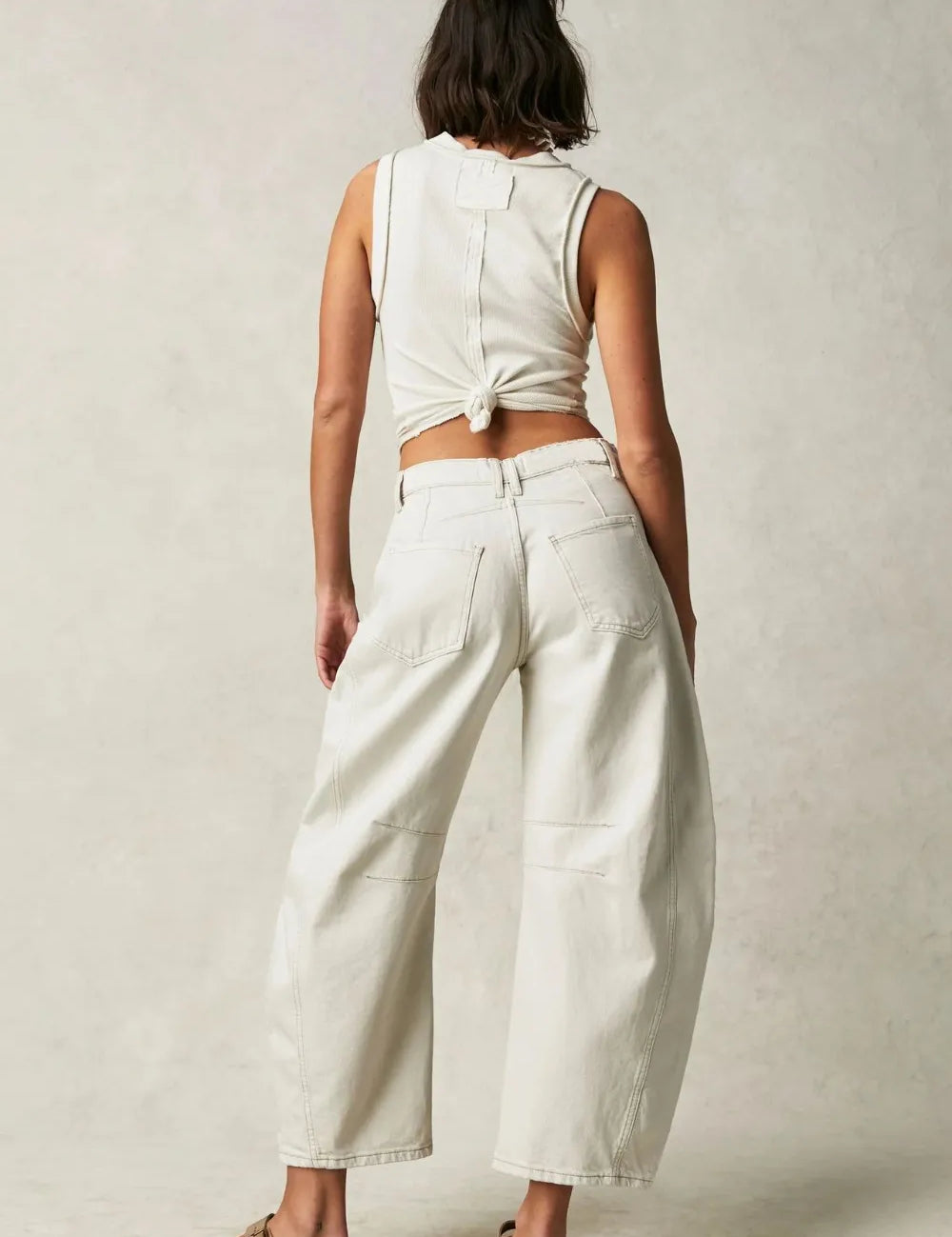 Retro Barrel Jeans with Pockets | Jeans Daverri Fashions