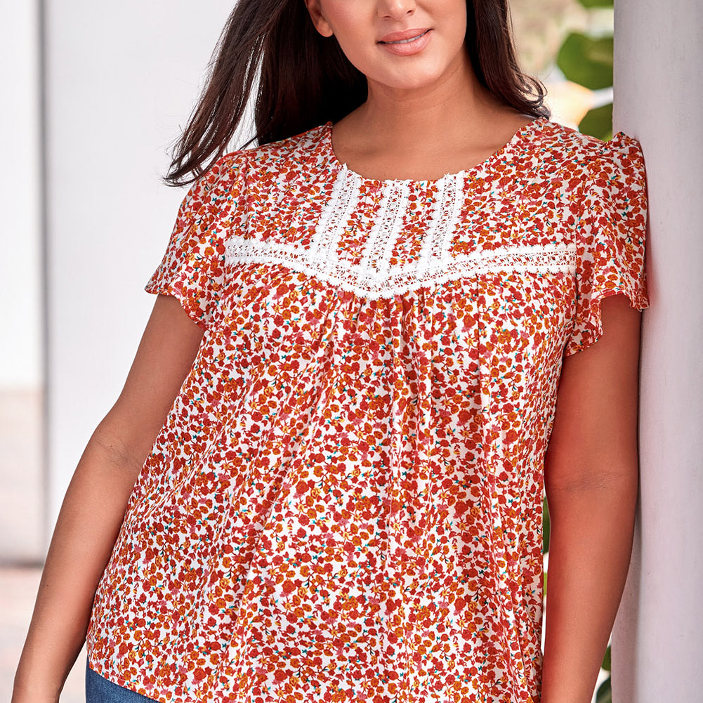 Floral Plus Size Floral Lace Trim Round Neck Blouse | Daverri Fashions