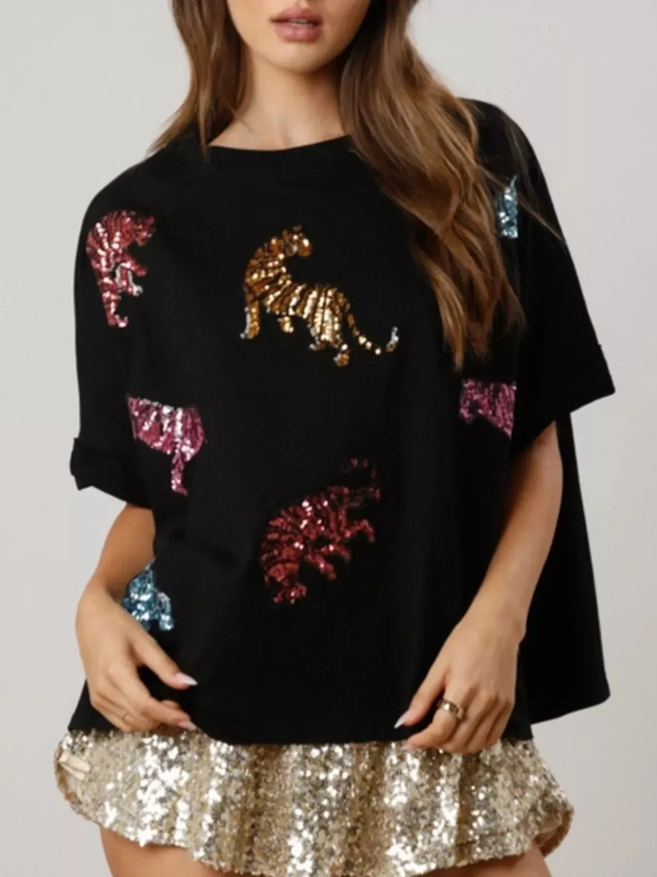Sequin Tiger Round Neck T-Shirt - DAVERRI FASHIONS