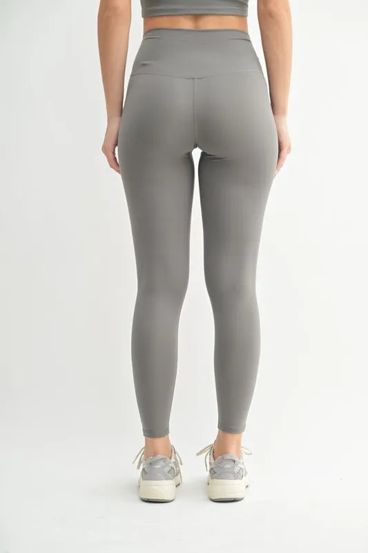 MONO B Venice Cloud Light Contour High-Waisted Leggings | Daverri Fashions