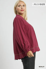Umgee Full Size Linen Scallop Hem Blouse with Contrast Trim Plus Size | Blouses Daverri Fashions
