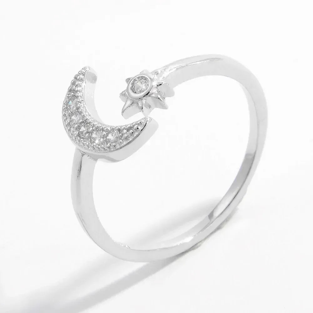 925 Sterling Silver Moon Open Ring - DAVERRI FASHIONS