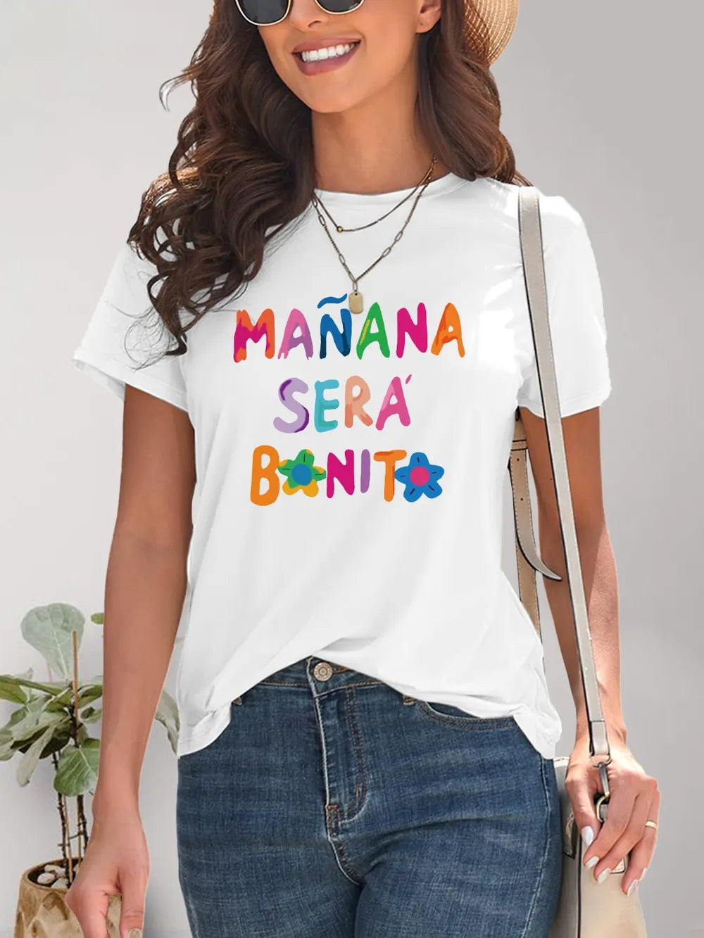 White Letter Graphic Round Neck T-Shirt with Manana Sera Bonito Floral Print
