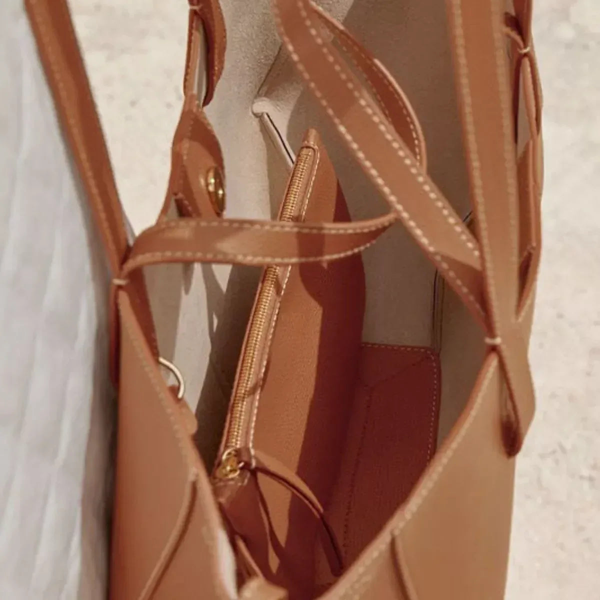 Vegan Leather Tote Bag - DAVERRI FASHIONS