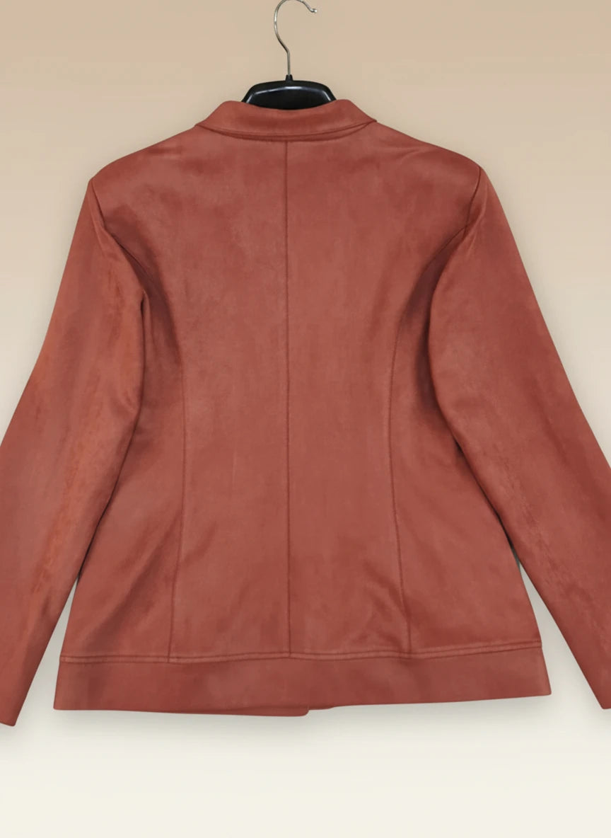 Rose pink leather jacket with zipper and stand-up collar