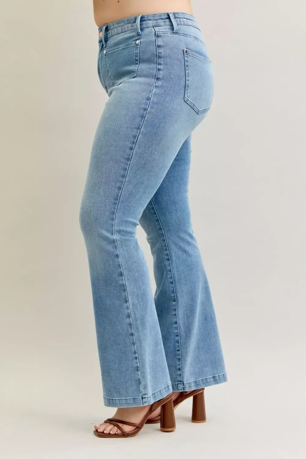 Judy Blue Full Size Mid Rise Bootcut Jeans with Contrast Wash & Front Patch Pockets Plus Size - DAVERRI FASHIONS