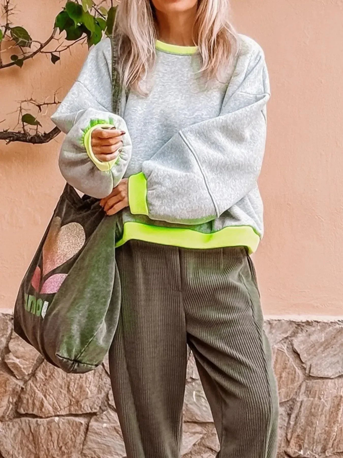 Contrast Trim Oversized Sweatshirt - DAVERRI FASHIONS