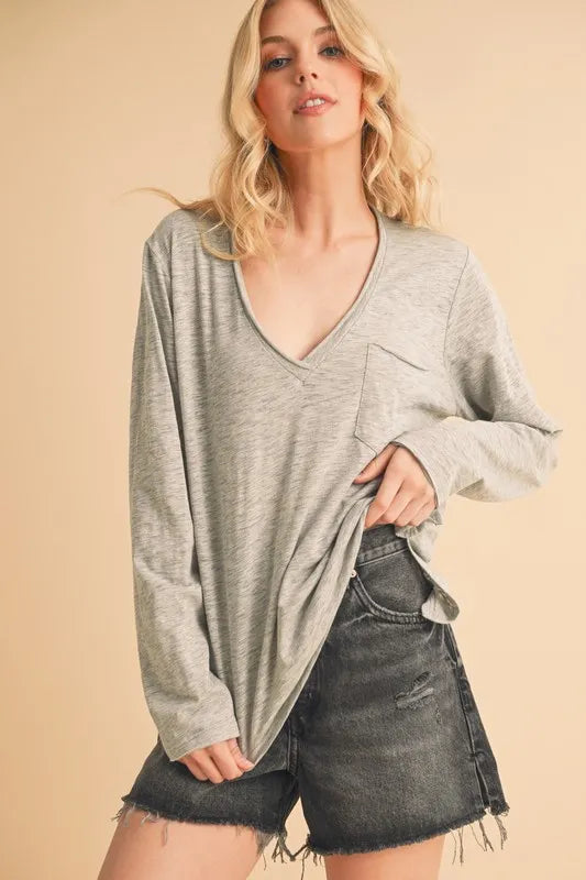 Aemi+Co V-Neck Long Sleeve Top