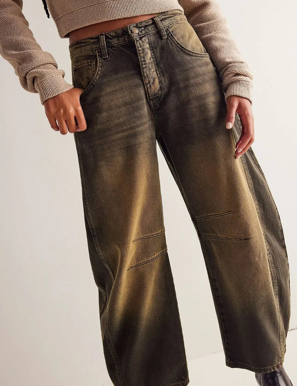 Retro Barrel Jeans with Pockets | Jeans Daverri Fashions