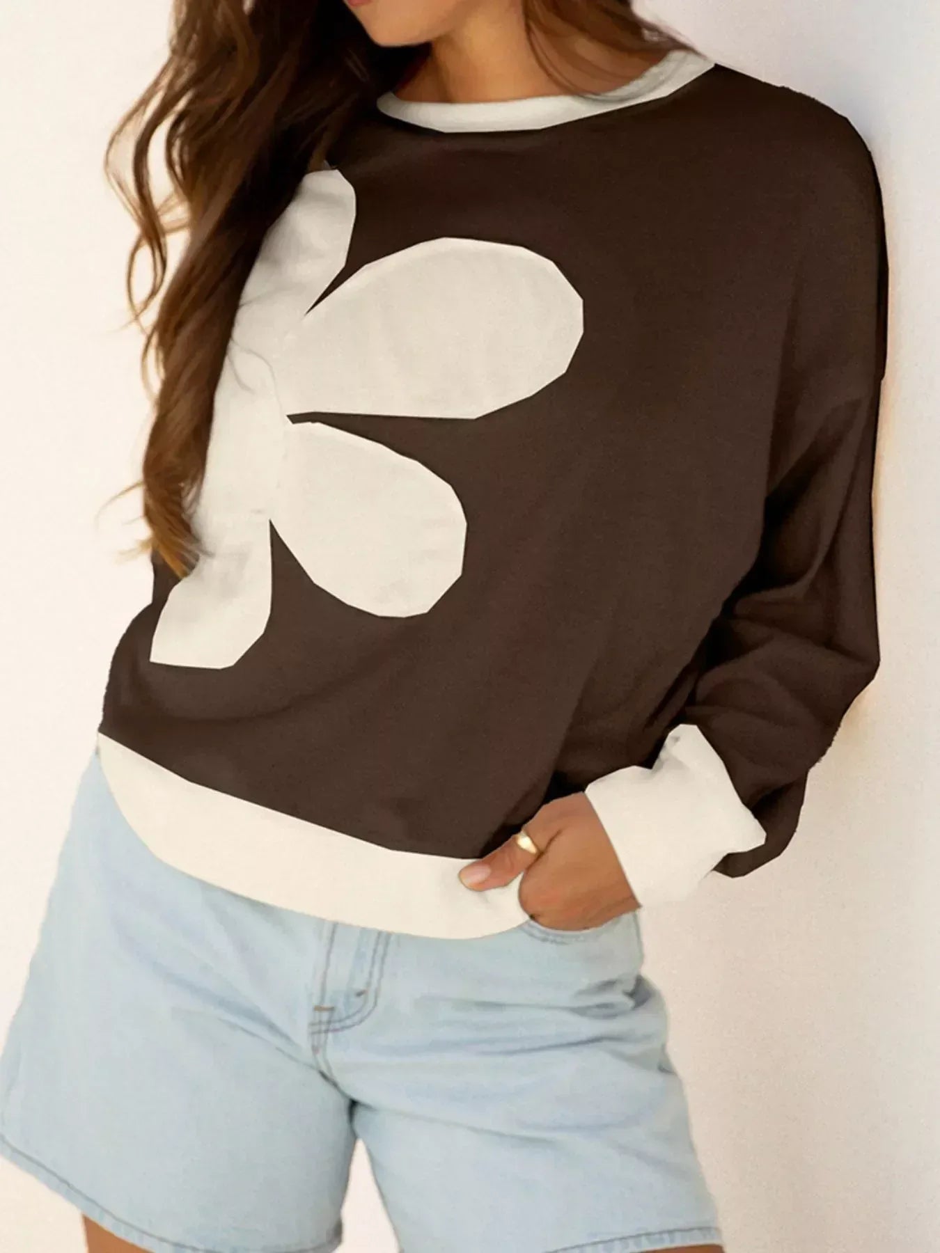 Flower Patch Drop Shoulder Sweatshirt - DAVERRI FASHIONS