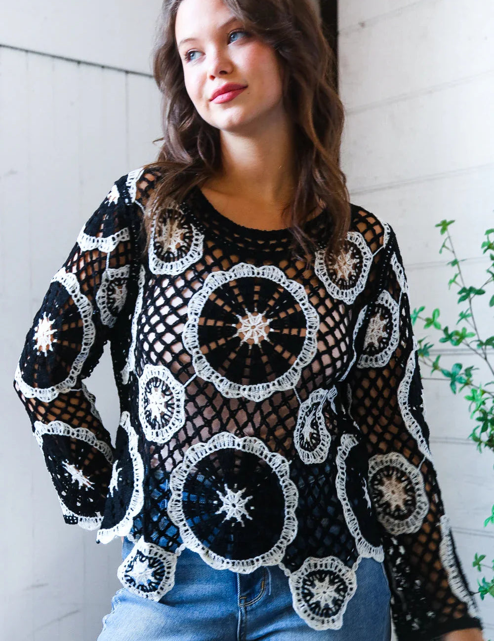 In Retro Bloom Black Crochet Lace Cover Up | Daverri Fashions