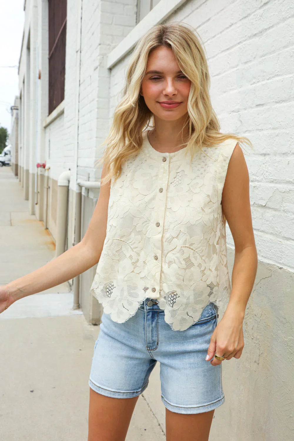 Charming Nude Cotton Button Down Scallop Hem Lace Vest Top | Daverri Fashions