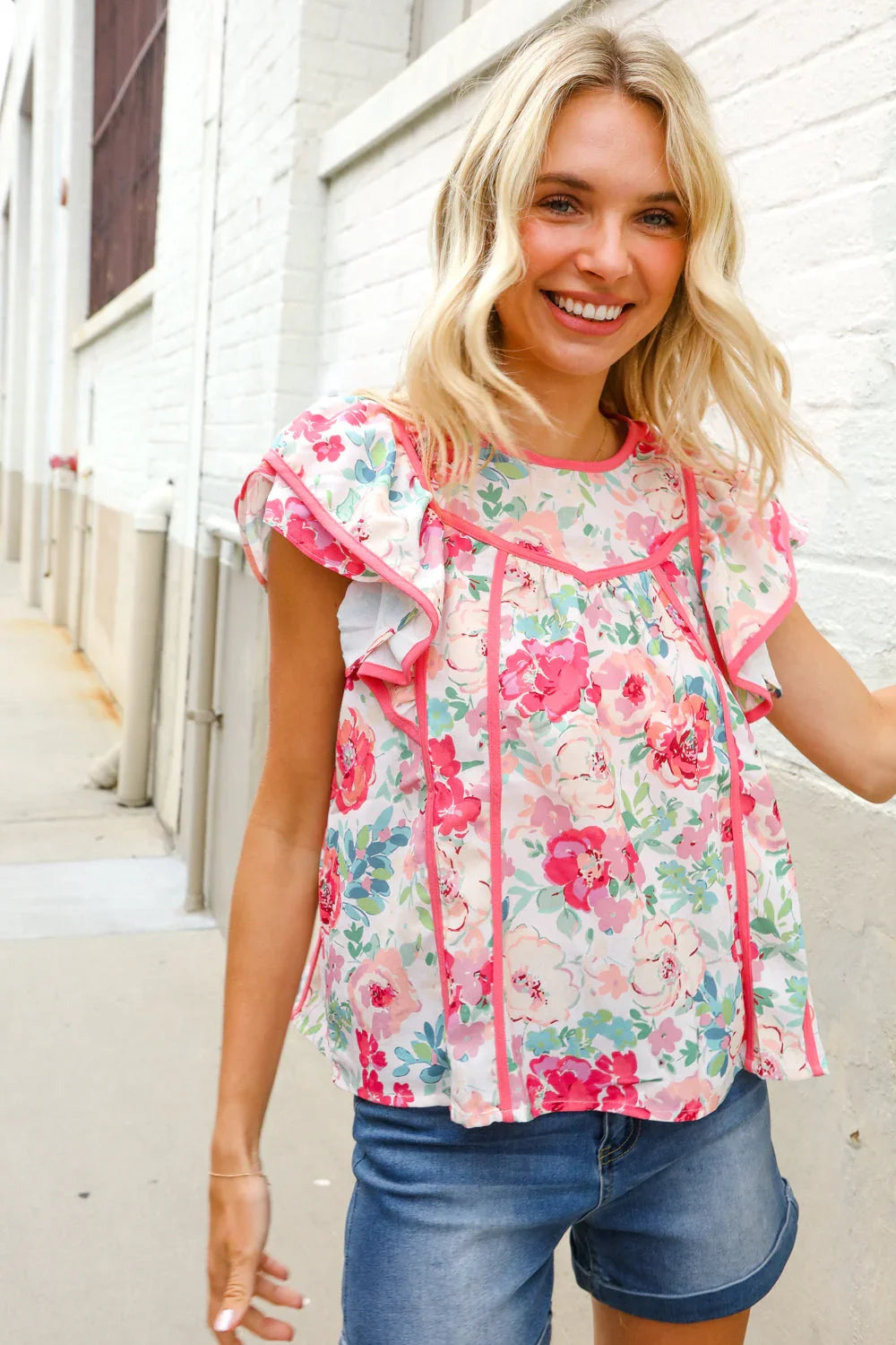 Southern Nights Pink Contrast Binding Floral Flutter Sleeve Top | Daverri Fashions