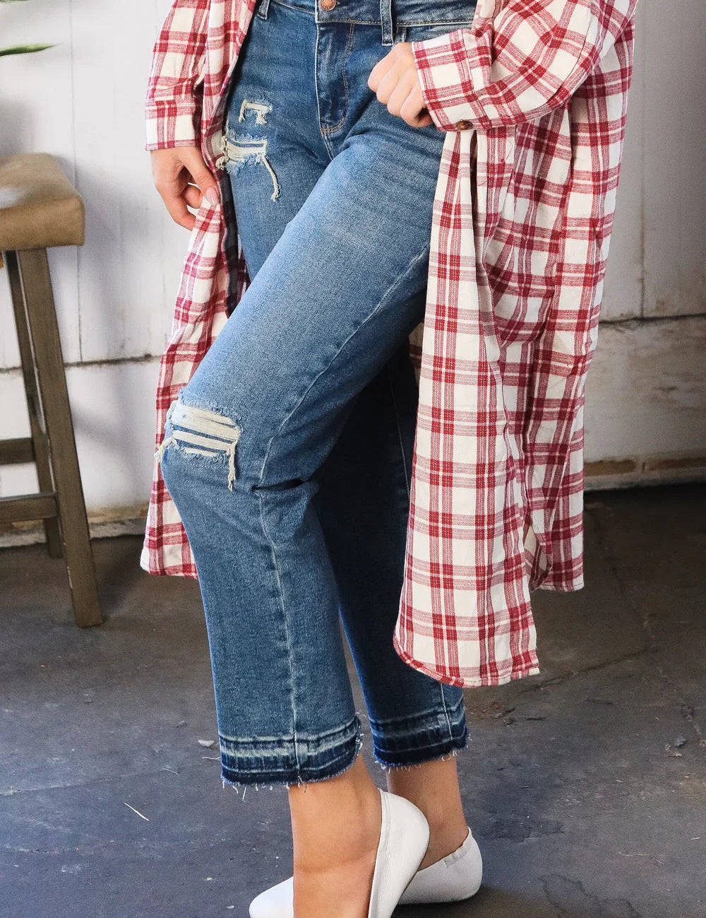 JUDY BLUE Boyfriend Fit Rip Denim Jeans | Daverri Fashions