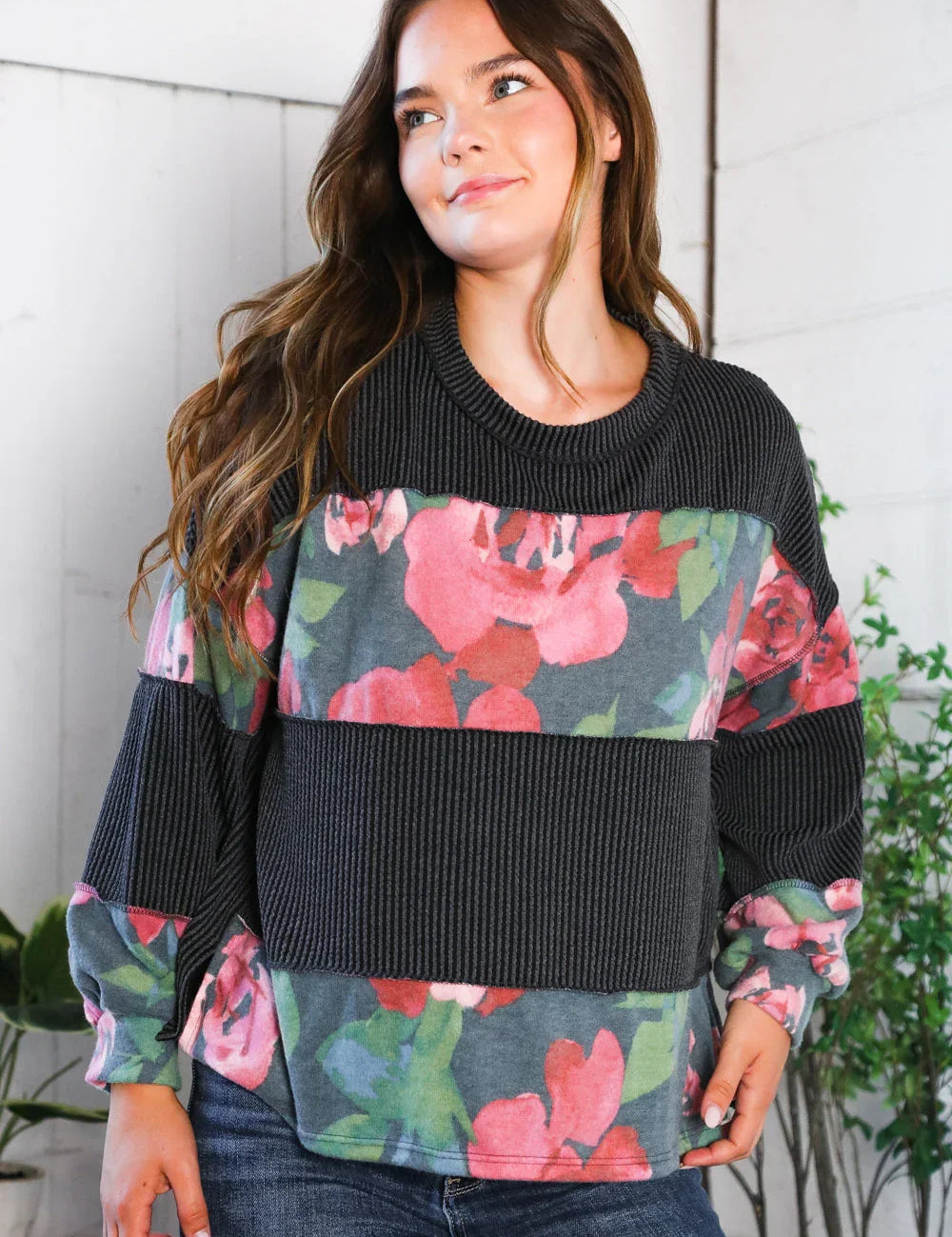 Cottage Roses Charcoal Color Block Long Sleeve | Daverri Fashions