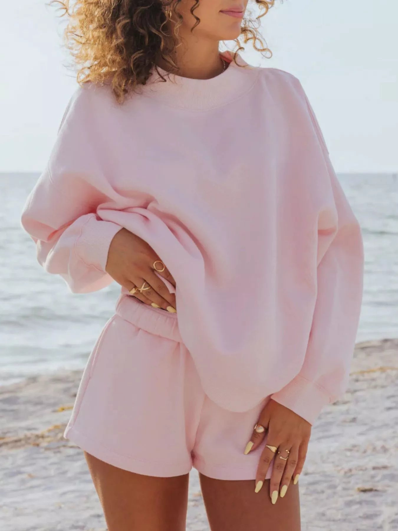 Soft pink oversized crewneck sweatshirt from Relaxed Fit set