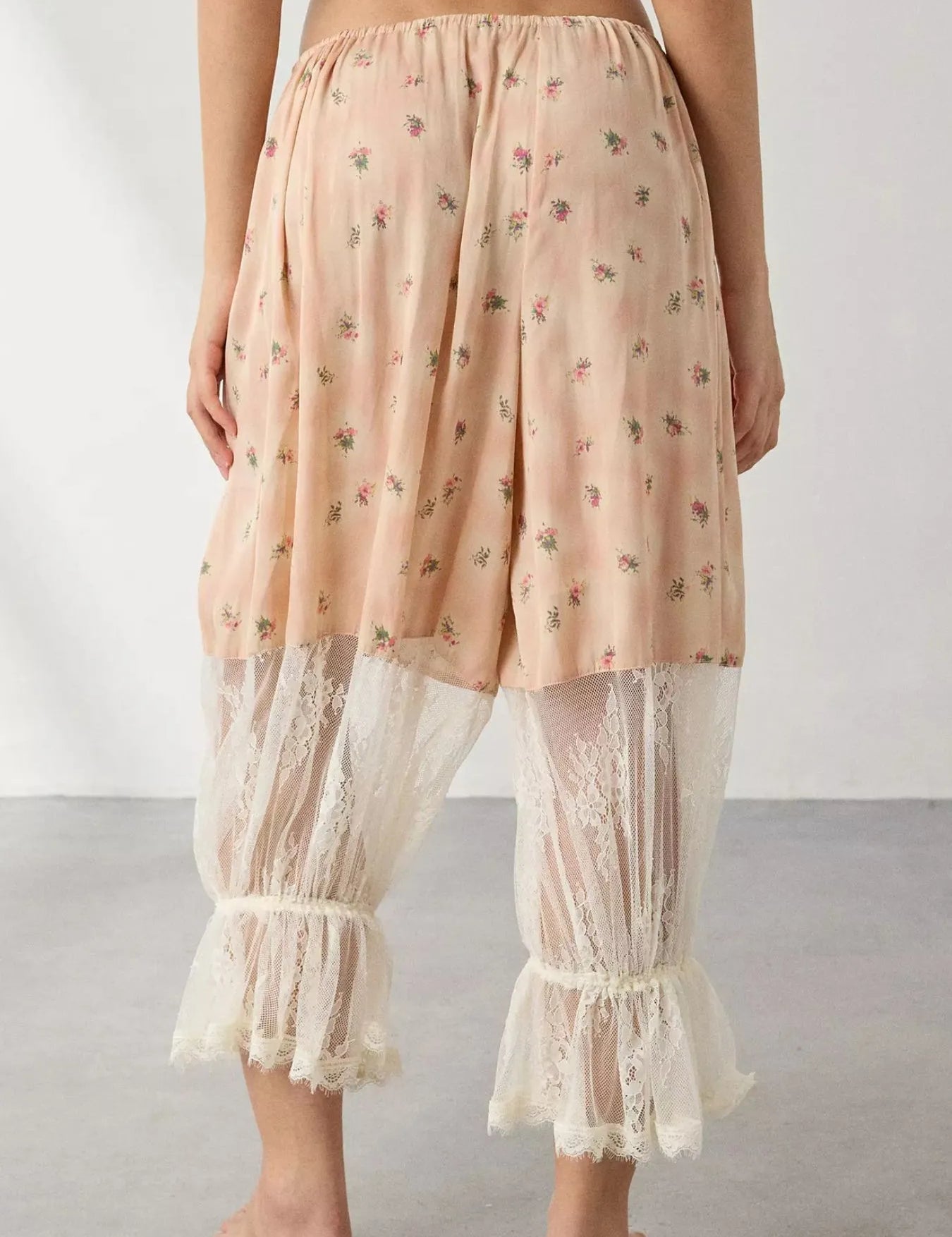 Floral Lace Patchwork Pants | Pants Daverri Fashions