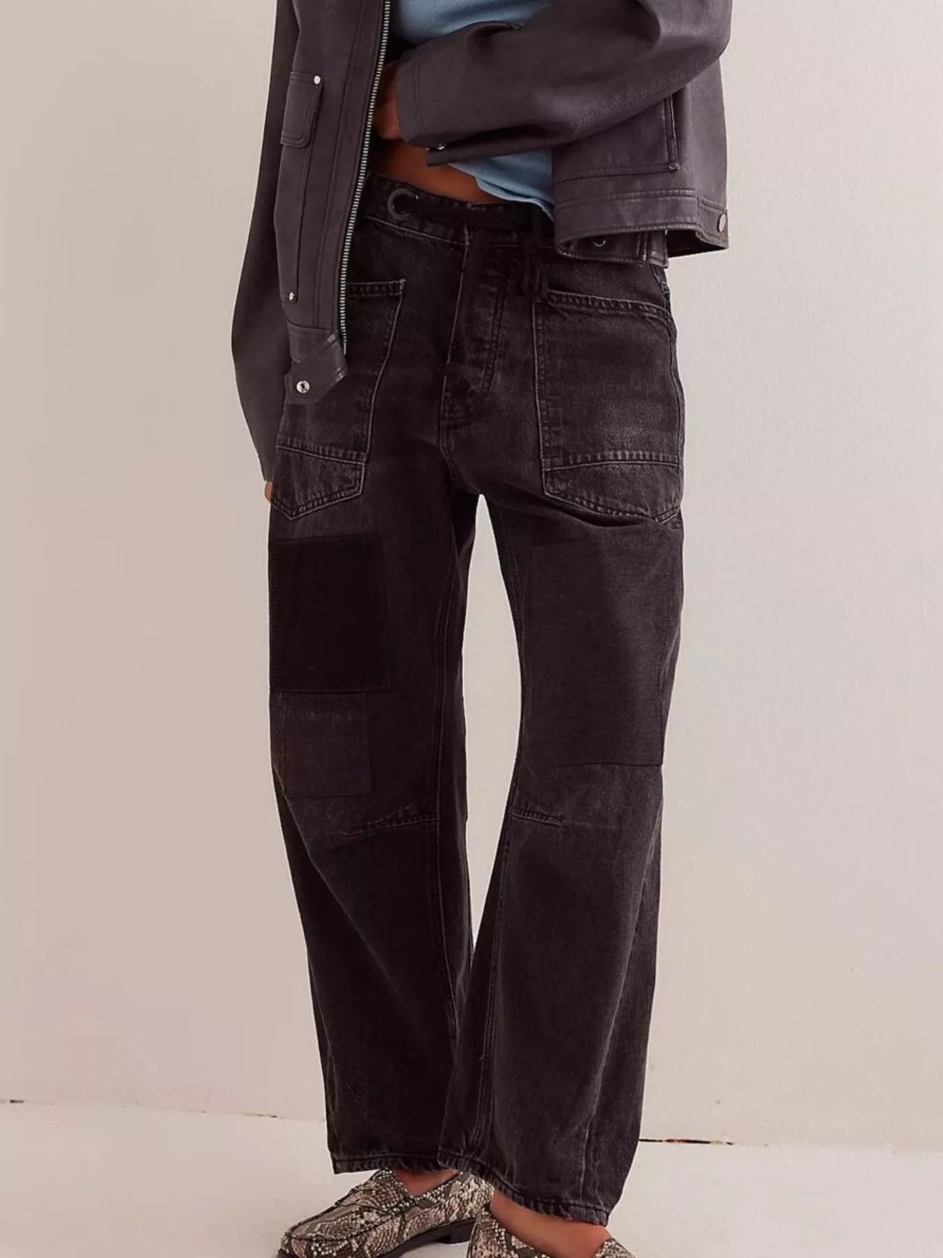 Daverri Washed Relaxed Fit Barrel Jeans in dark-wash denim with patchwork