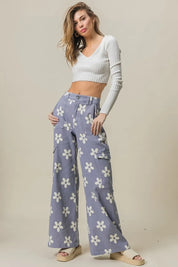BiBi Flower Printed Side Pocket Wide Pants | Daverri Fashions