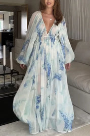 Floral print bohemian maxi dress with balloon sleeves in white and blue