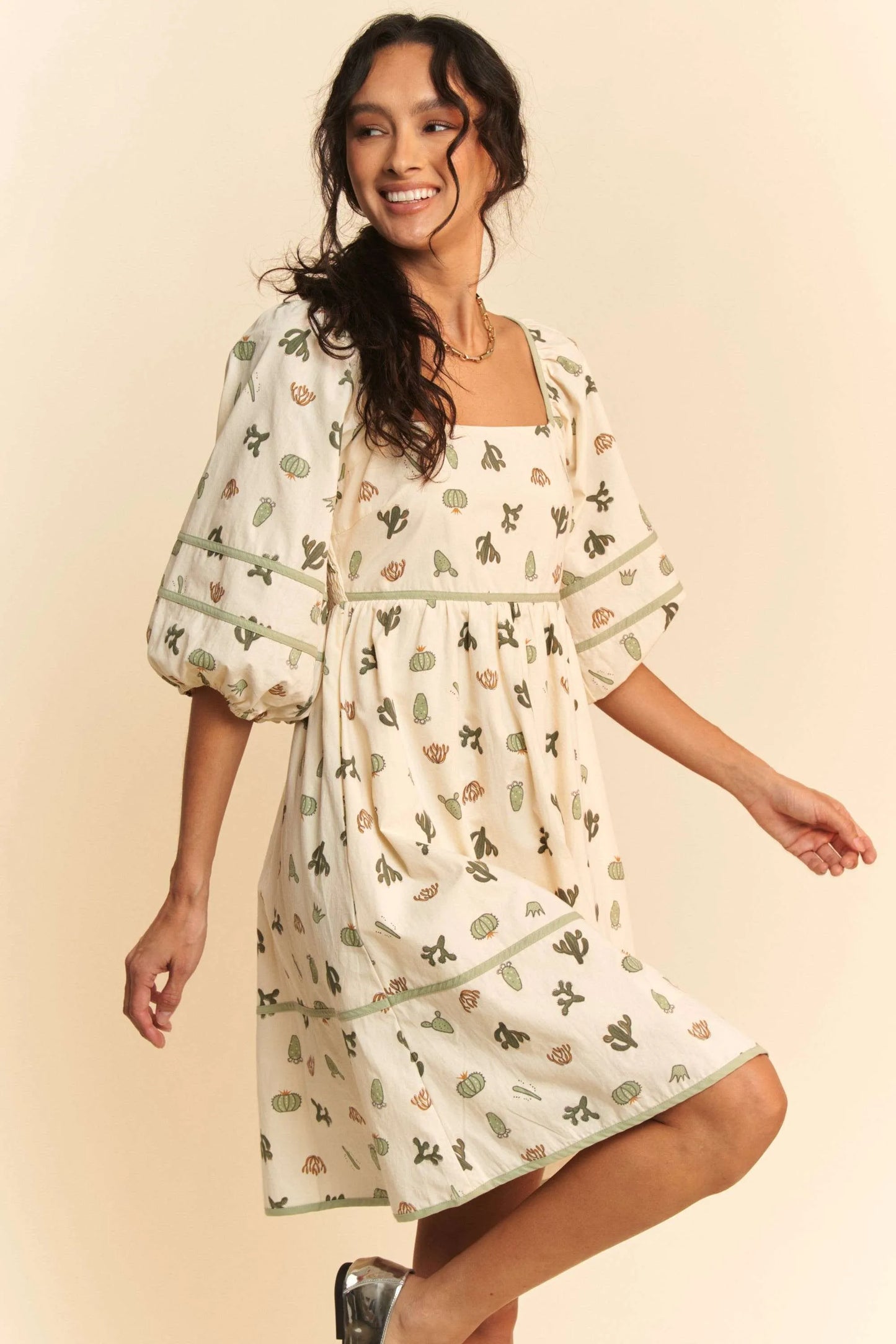 Davi & Dani cactus printed poplin mini dress in cream with puffy sleeves