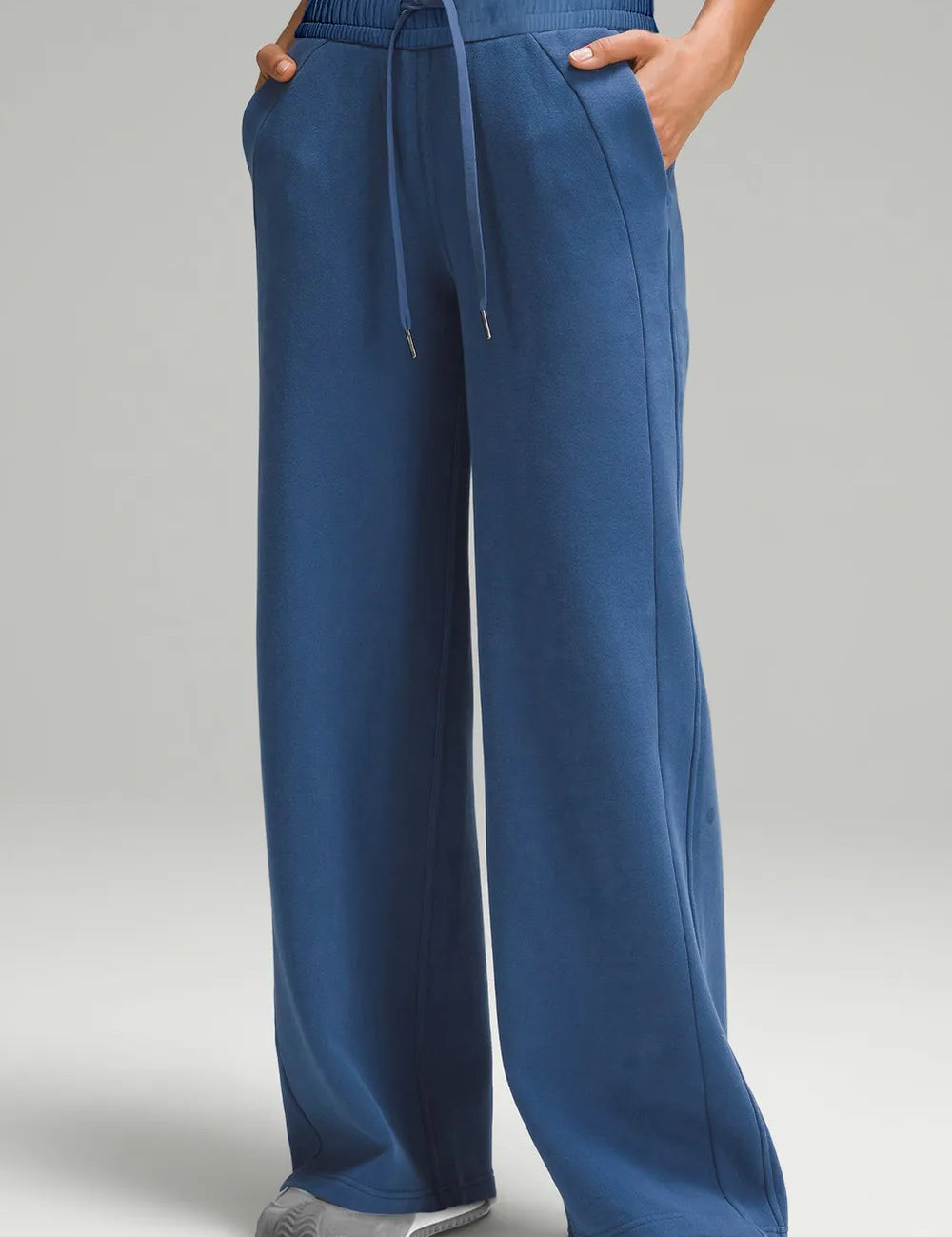 44aa0d1c3ef04089bf7b35fad097ed40-Max