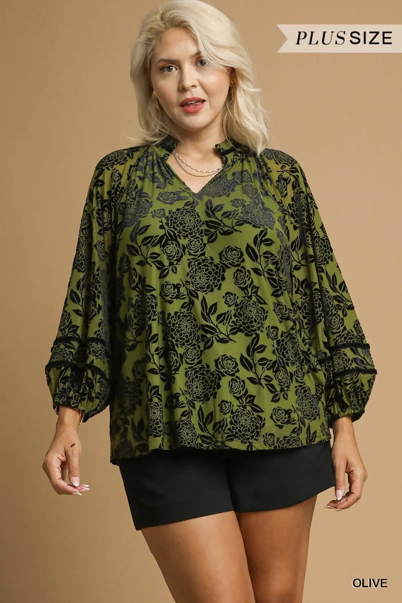 Umgee Full Size Floral Velvet Blouse with Balloon Sleeves Plus Size | Blouses Daverri Fashions