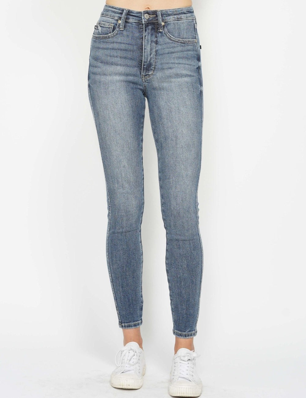 Medium Judy Blue Full Size Tummy Control Contrast Wash Skinny Jeans | Daverri Fashions