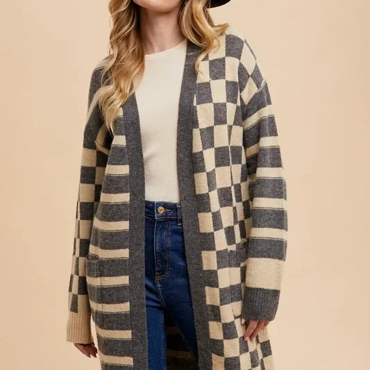 Annie Wear black and white checkered knit cardigan sweater