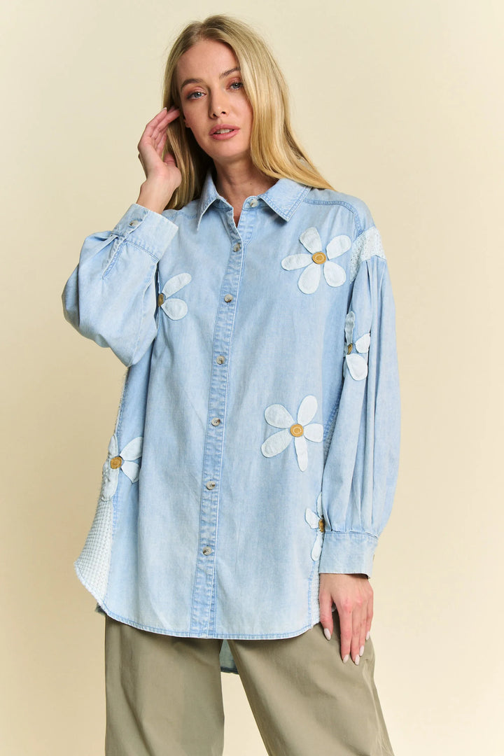 Davi & Dani Lightweight Washed Daisy Patch Waffle Knit Shirt Shirts