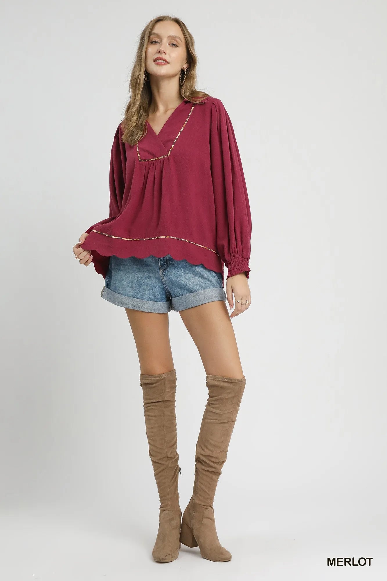 Umgee Full Size Linen Scallop Hem Blouse with Contrast Trim Plus Size | Blouses Daverri Fashions