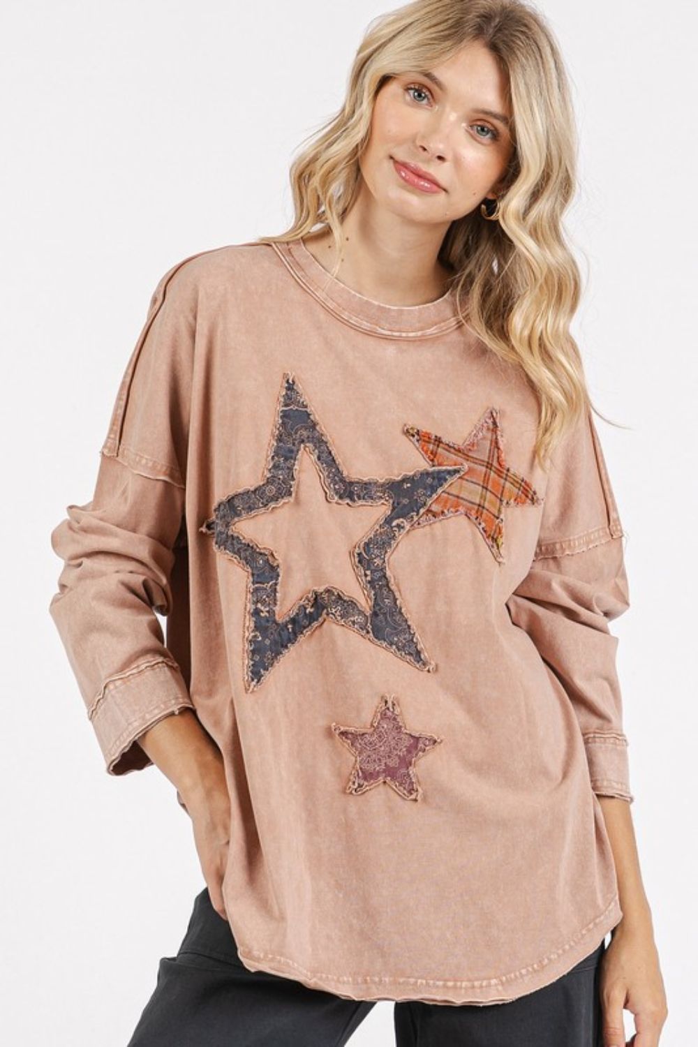 Mittoshop Mineral Wash Star Patch Long Sleeve T-Shirt T-Shirts