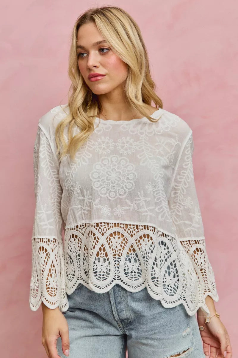 SO ME floral embroidered crochet lace trimmed top in white with scalloped hem