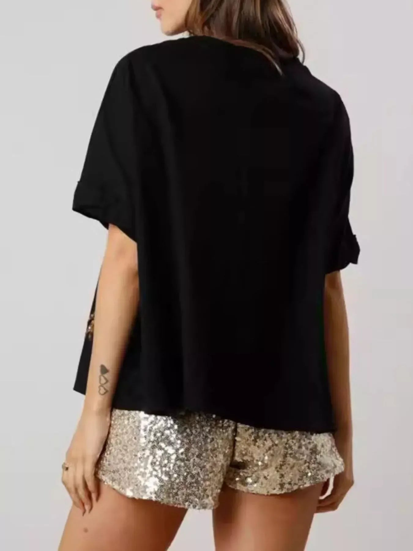 Sequin Tiger Round Neck T-Shirt - DAVERRI FASHIONS