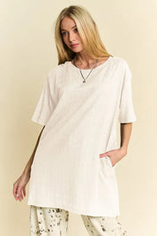 White Davi & Dani Short Sleeve Side Slit T-Shirt with Pockets | Daverri Fashions