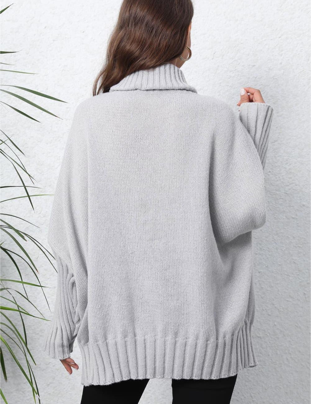 Light gray oversized ribbed turtleneck sweater with long sleeves